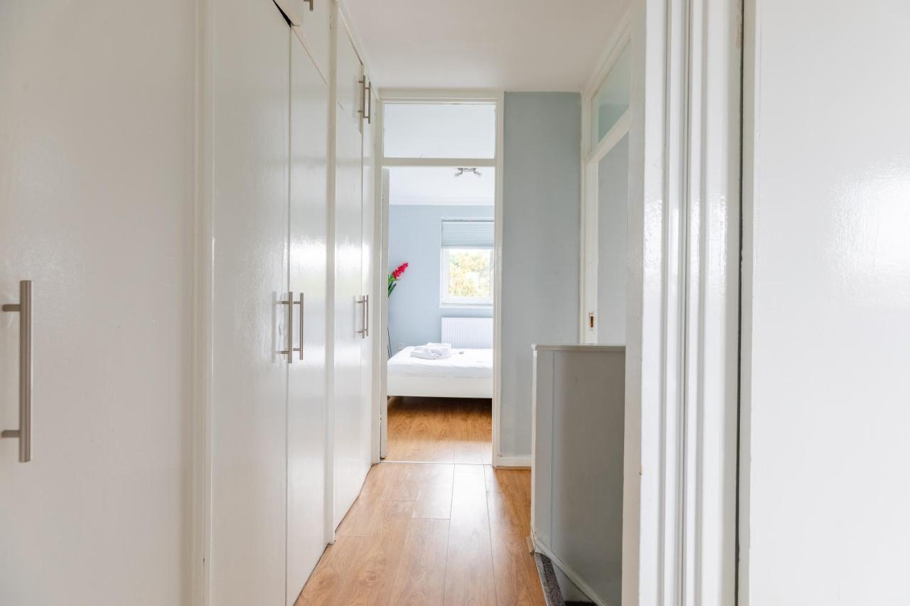 Cosy 3 Bed Flat Ideal For Trips To Londyn Zewnętrze zdjęcie