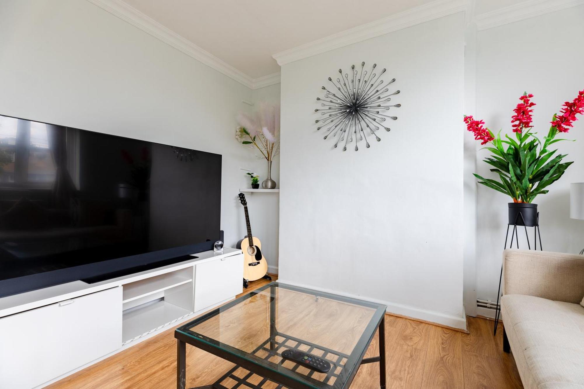 Cosy 3 Bed Flat Ideal For Trips To Londyn Zewnętrze zdjęcie