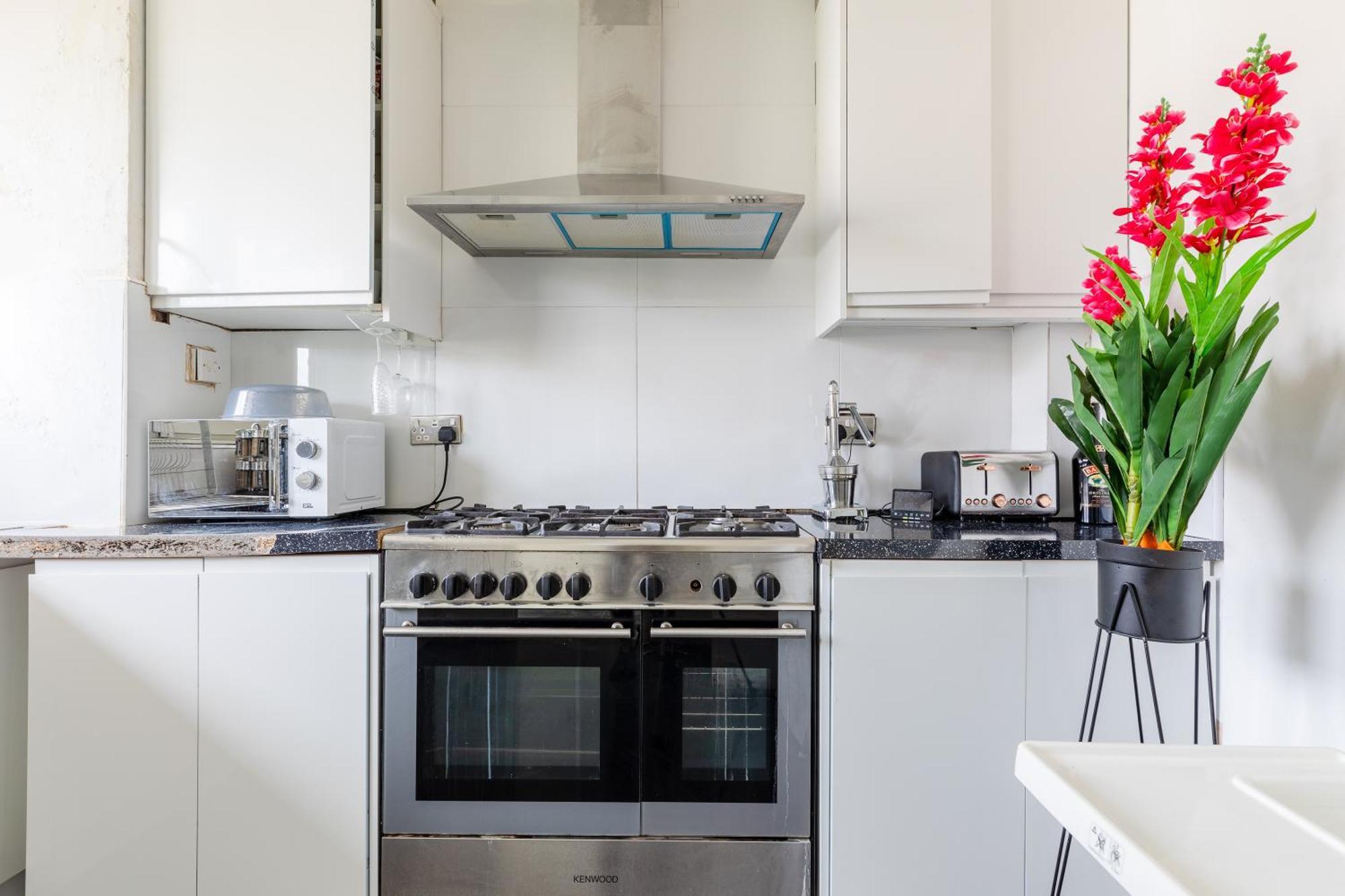 Cosy 3 Bed Flat Ideal For Trips To Londyn Zewnętrze zdjęcie