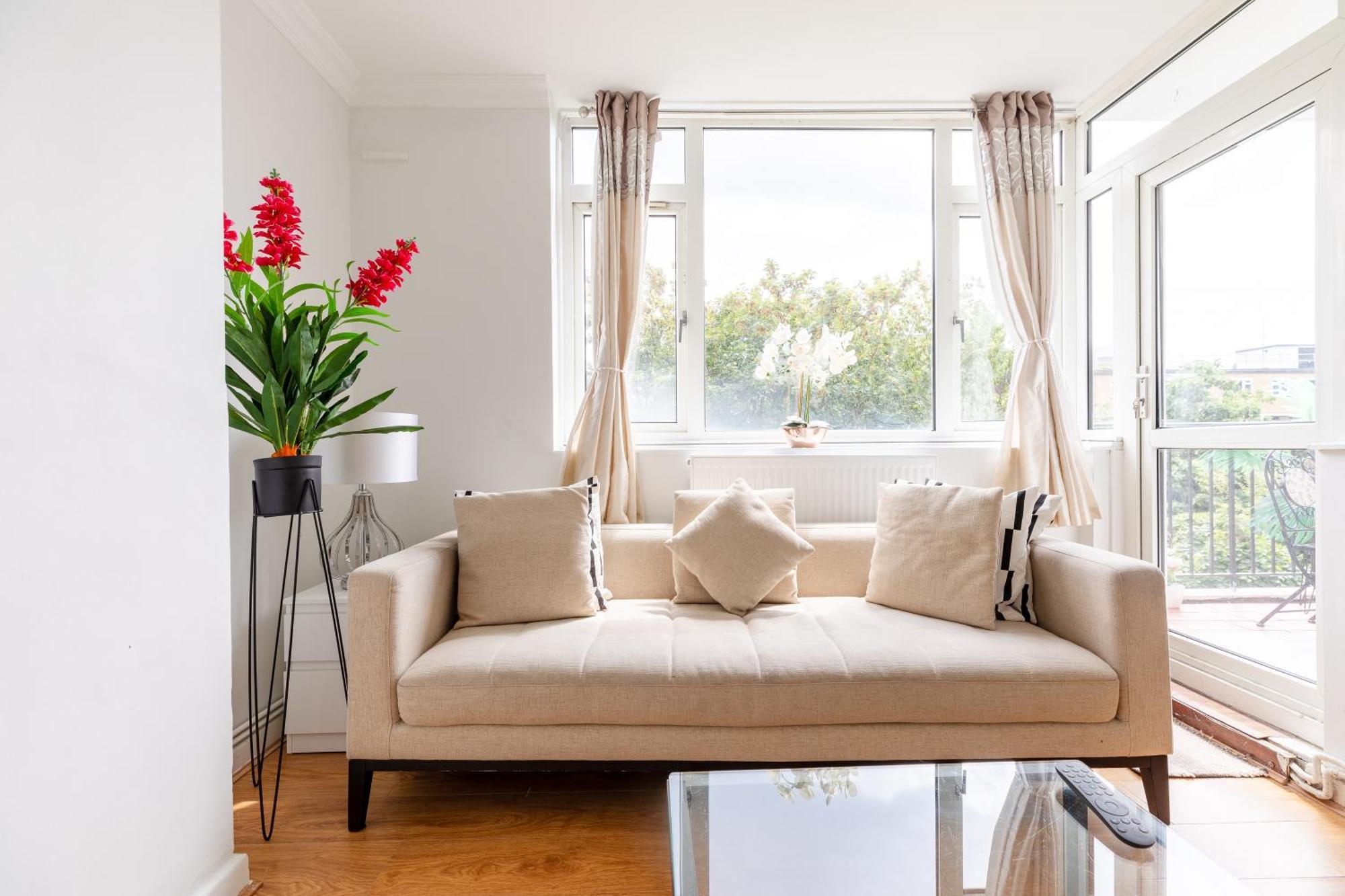 Cosy 3 Bed Flat Ideal For Trips To Londyn Zewnętrze zdjęcie