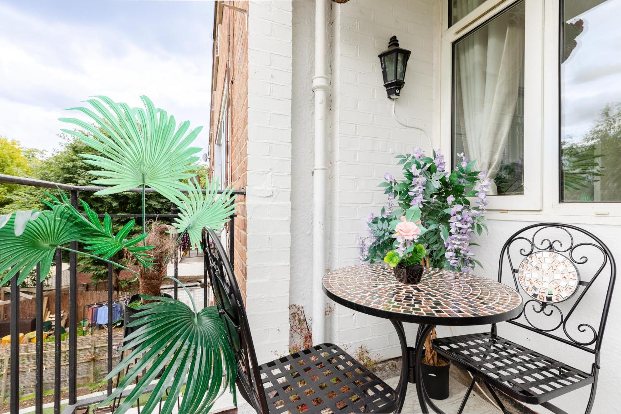 Cosy 3 Bed Flat Ideal For Trips To Londyn Zewnętrze zdjęcie